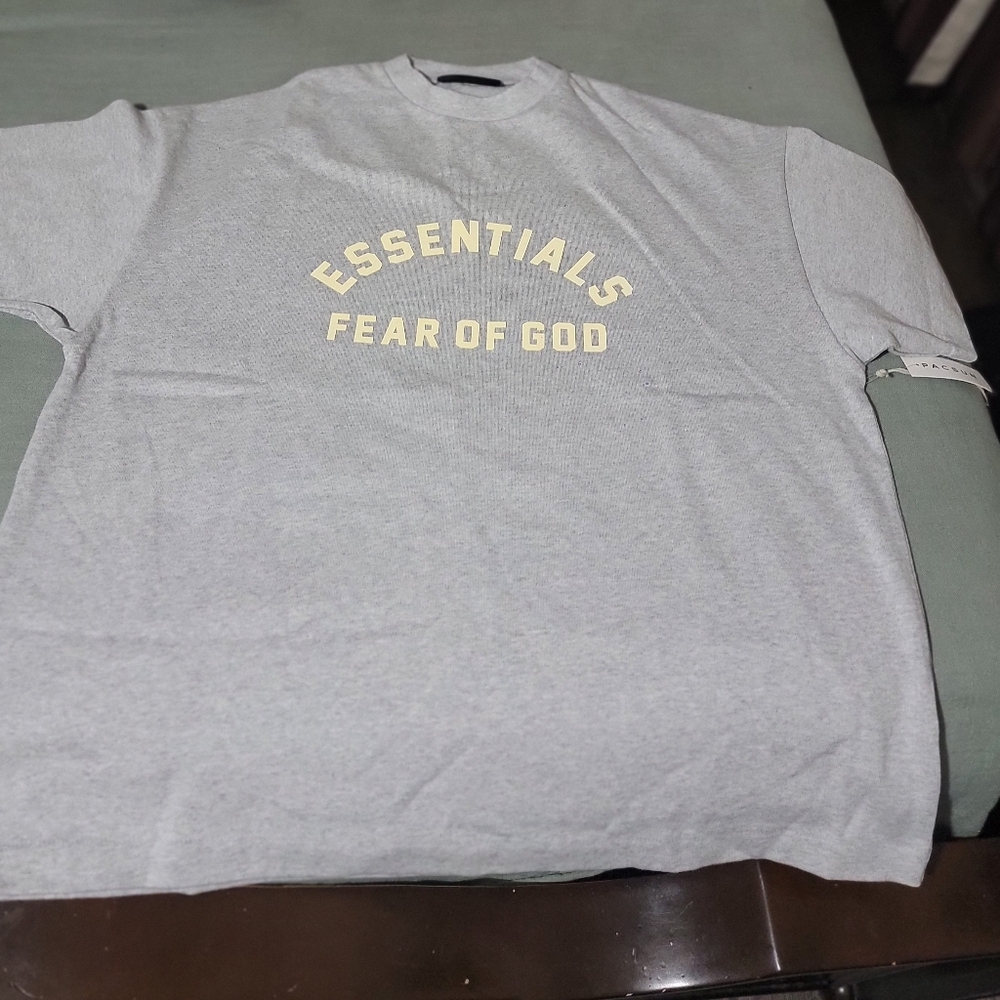 Gray Essential Oversized Shirt - Picture 4 of 4
